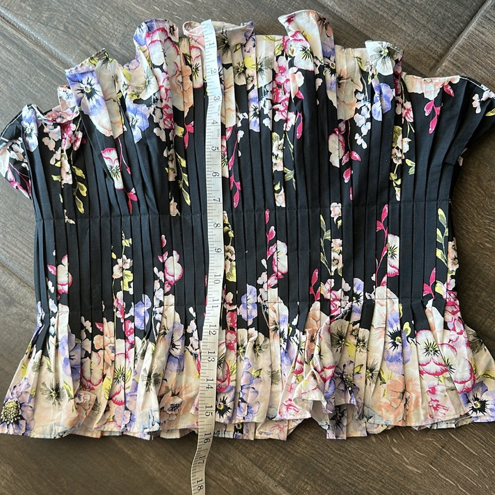 WHBM Floral Ruffle Bustier - Picture 9 of 10